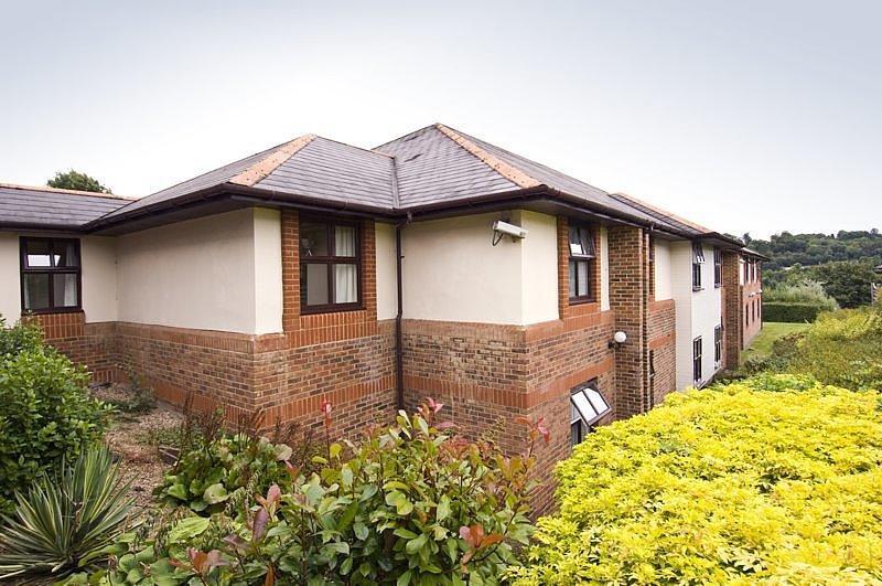 Premier Inn High Wycombe/Beaconsfield Exterior foto